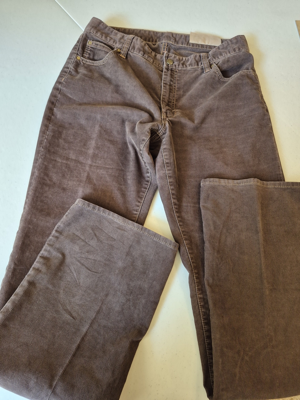 GAP Women's Straight Leg Corduroy Pants in Brown 4799
